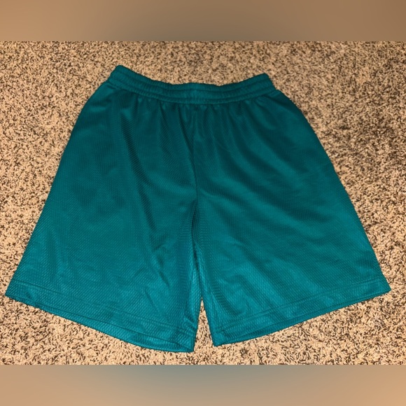Men’s athletic shorts bundle - Picture 2 of 7